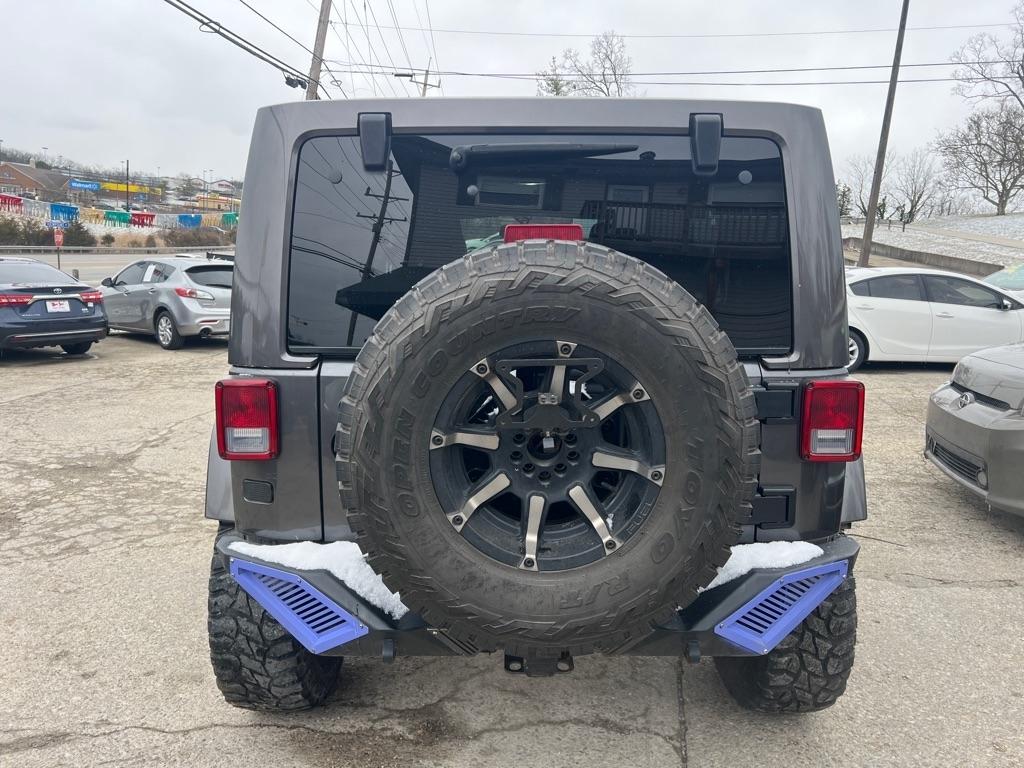 Jeep Wrangler Unlimited Sahara 4WD 2016