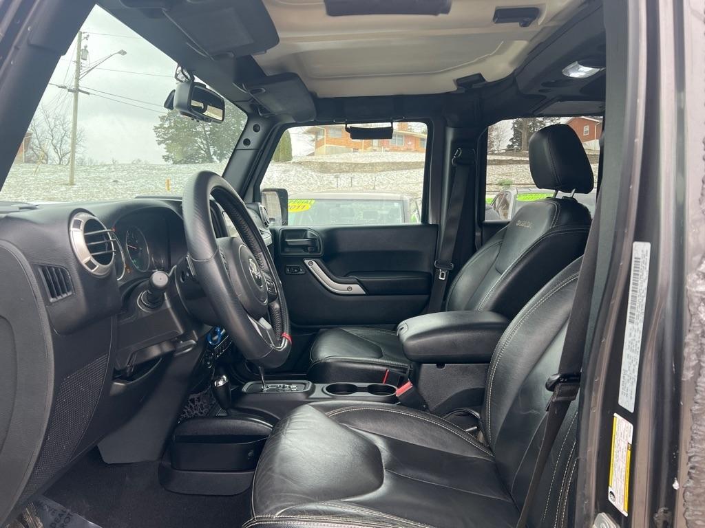 Jeep Wrangler Unlimited Sahara 4WD 2016