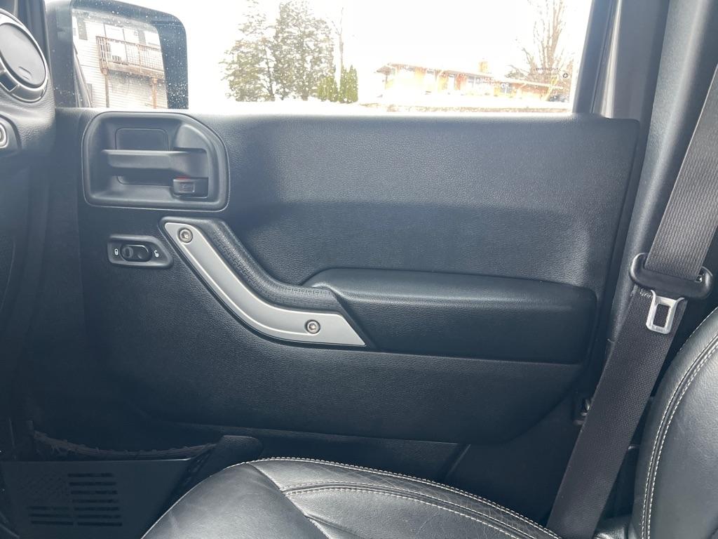 Jeep Wrangler Unlimited Sahara 4WD 2016