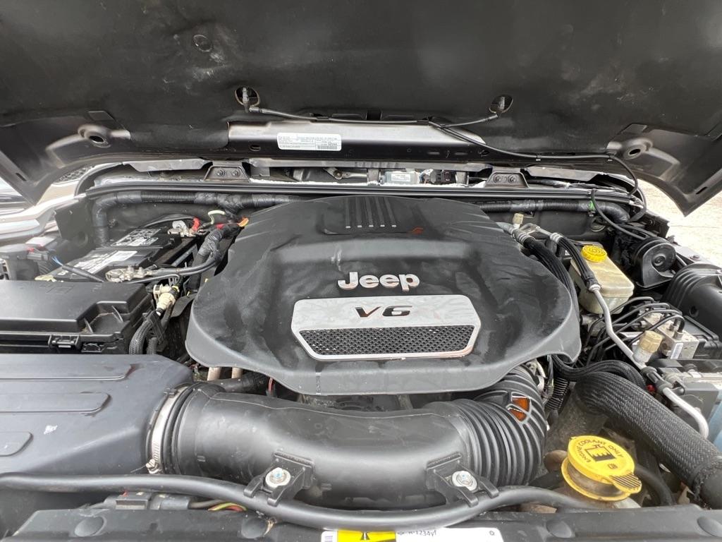 Jeep Wrangler Unlimited Sahara 4WD 2016