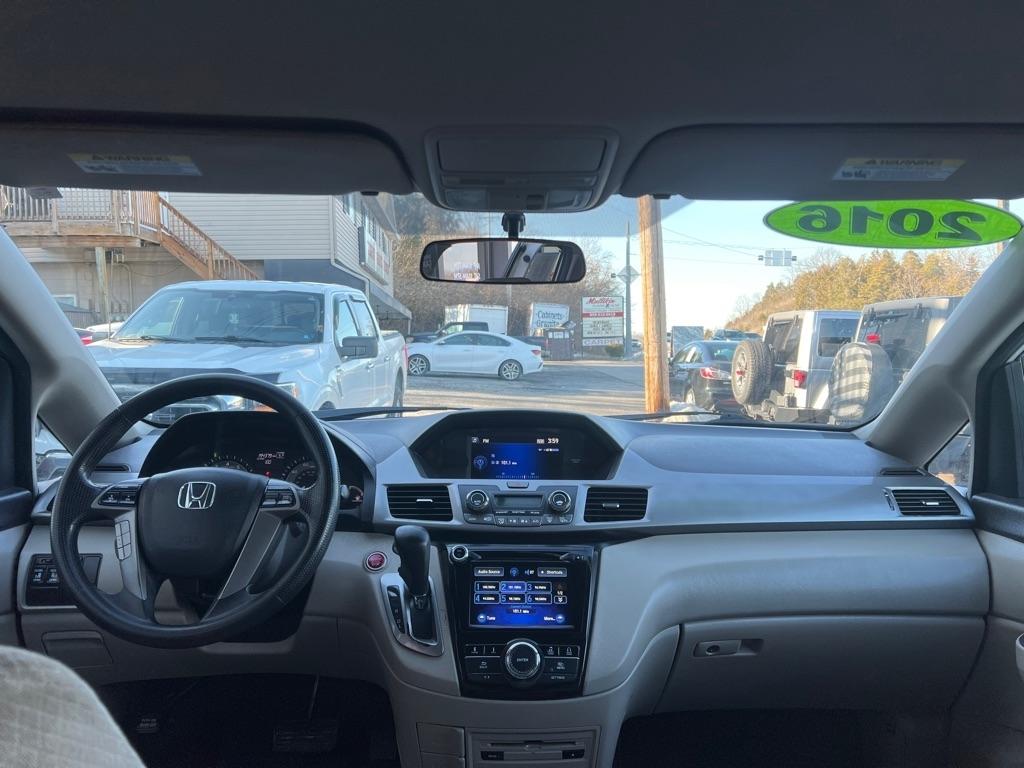 Honda Odyssey SE 2016