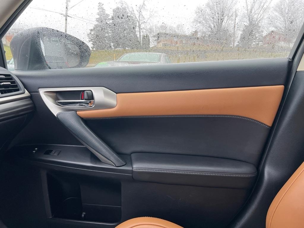 Lexus CT 200h 5dr Sdn Hybrid 2015