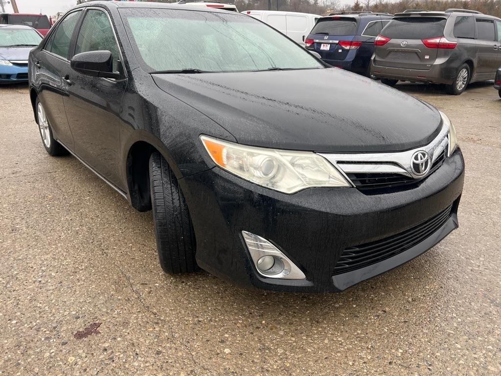Toyota Camry XLE V6 2014