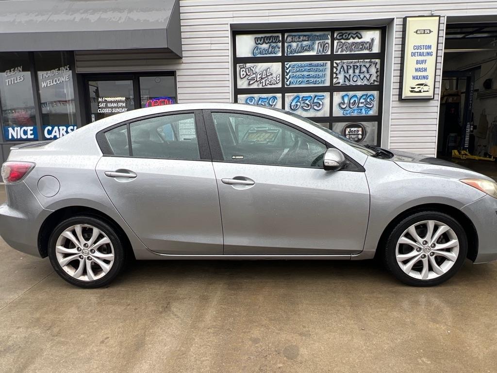Mazda MAZDA3 s Sport 4-Door 2010