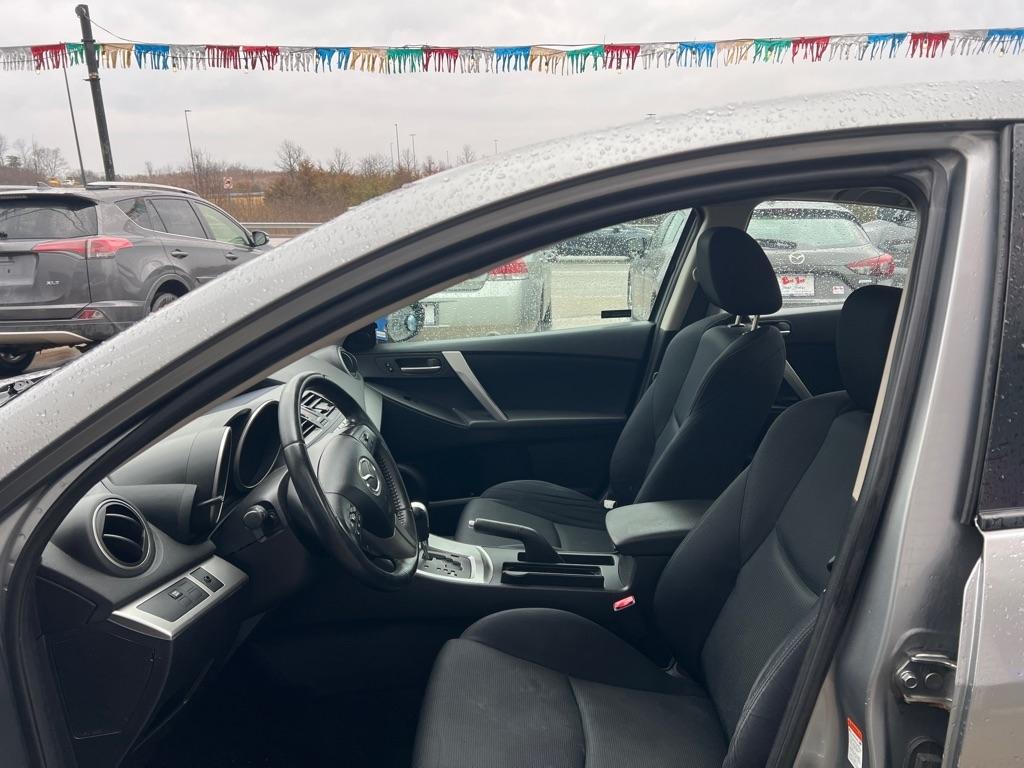Mazda MAZDA3 s Sport 4-Door 2010