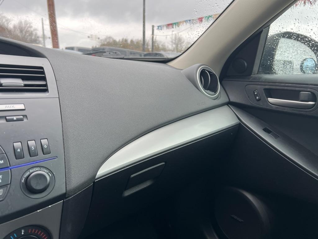 Mazda MAZDA3 s Sport 4-Door 2010