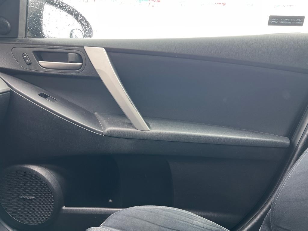 Mazda MAZDA3 s Sport 4-Door 2010