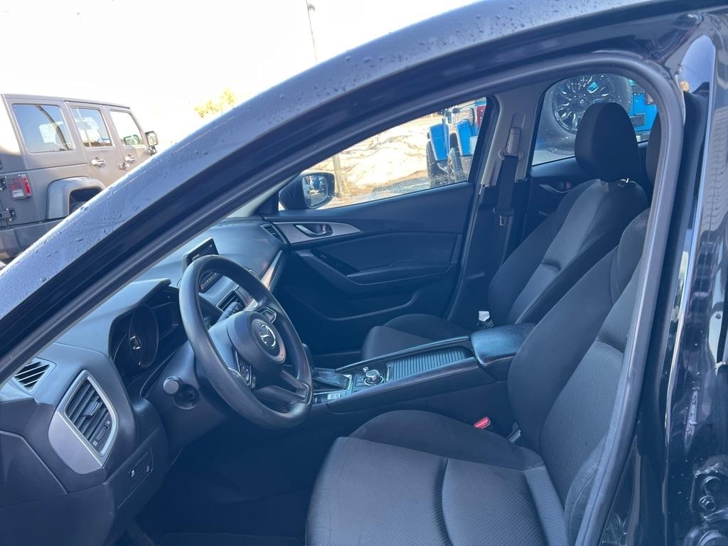 Mazda MAZDA3 i Sport AT 5-Door 2018