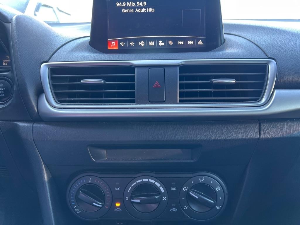 Mazda MAZDA3 i Sport AT 5-Door 2018