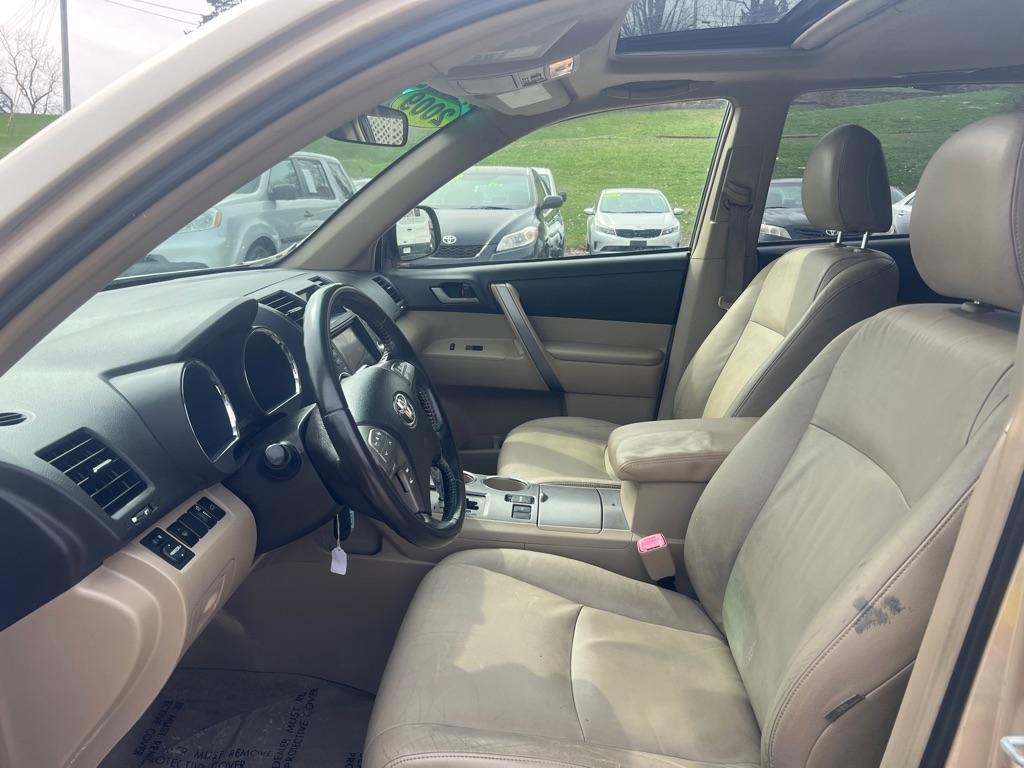 Toyota Highlander Sport 2WD 2009