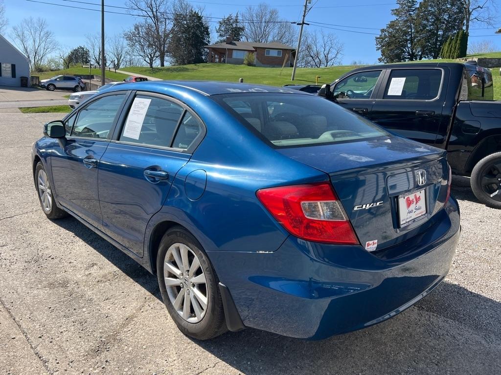 Honda Civic EX Sedan 5-Speed AT 2012