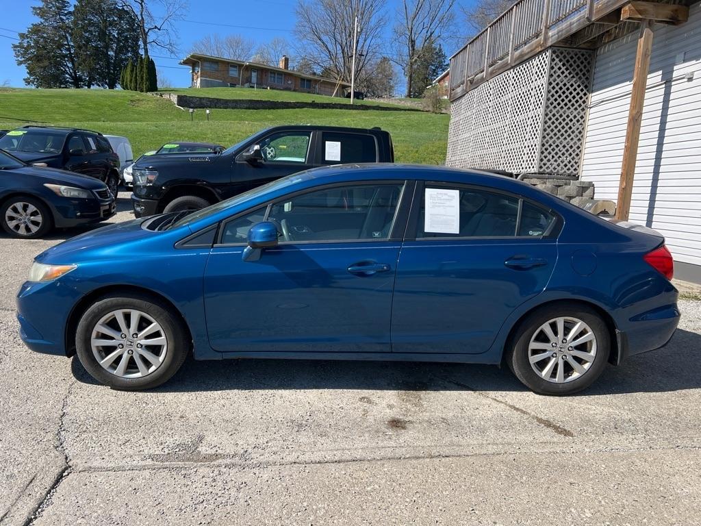 Honda Civic EX Sedan 5-Speed AT 2012