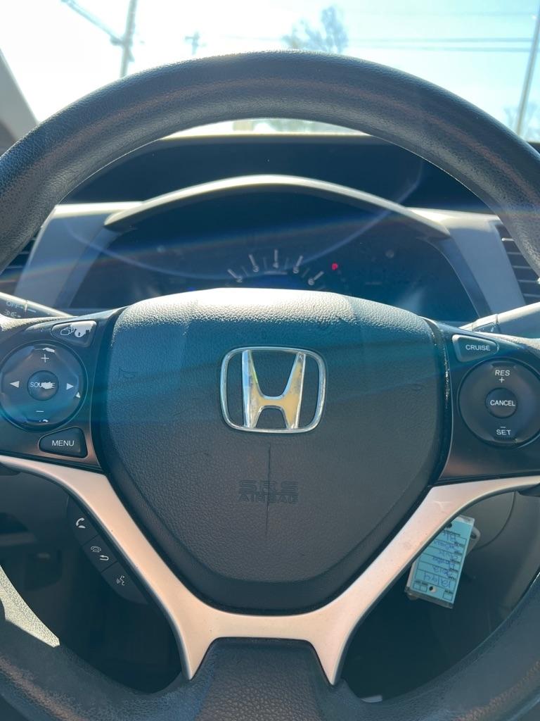 Honda Civic EX Sedan 5-Speed AT 2012