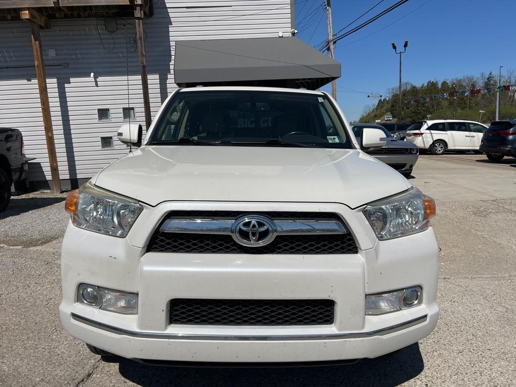 Toyota 4Runner SR5 4WD 2013