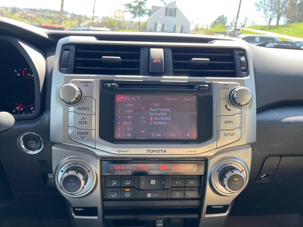 Toyota 4Runner SR5 4WD 2013