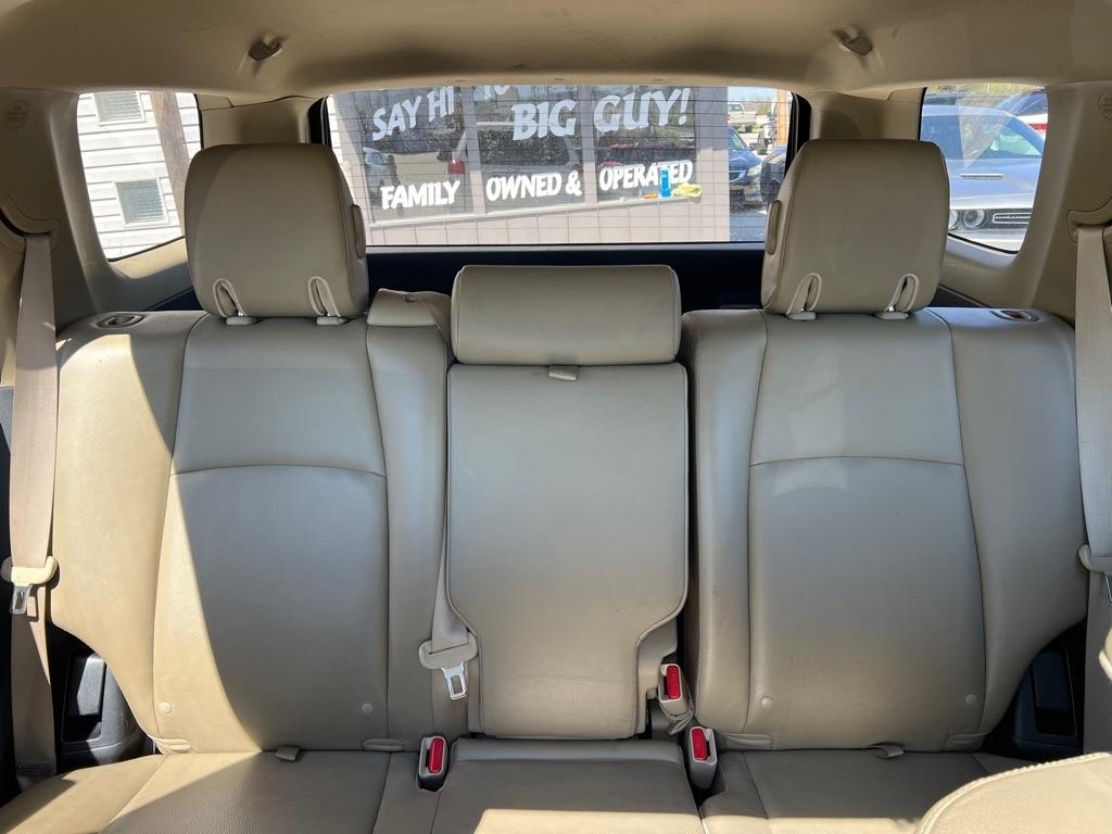 Toyota 4Runner SR5 4WD 2013