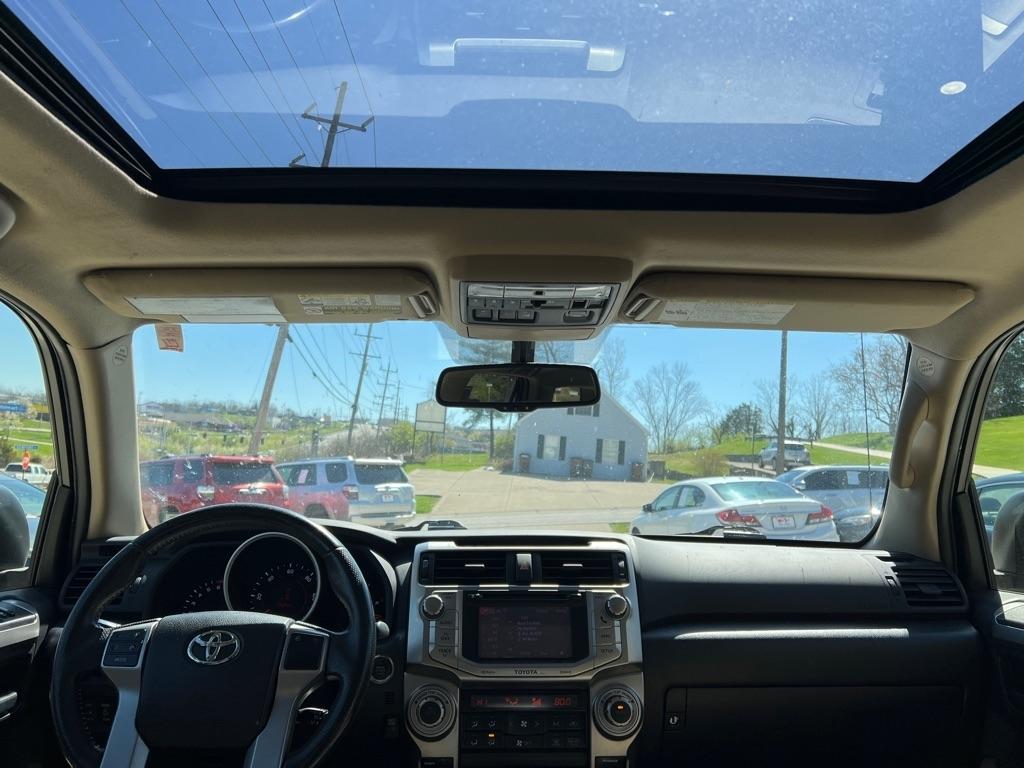 Toyota 4Runner SR5 4WD 2013