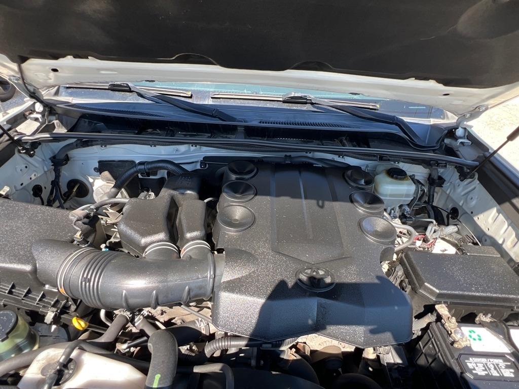 Toyota 4Runner SR5 4WD 2013
