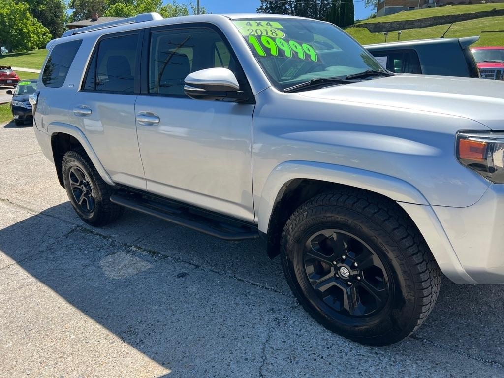 Toyota 4Runner TRD Off-Road V6 4D SUV 4WD 2018