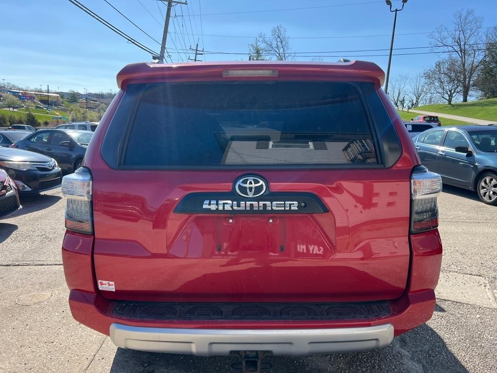 Toyota 4Runner TRD Offroad Premium 4D SUV 4WD V6 2018