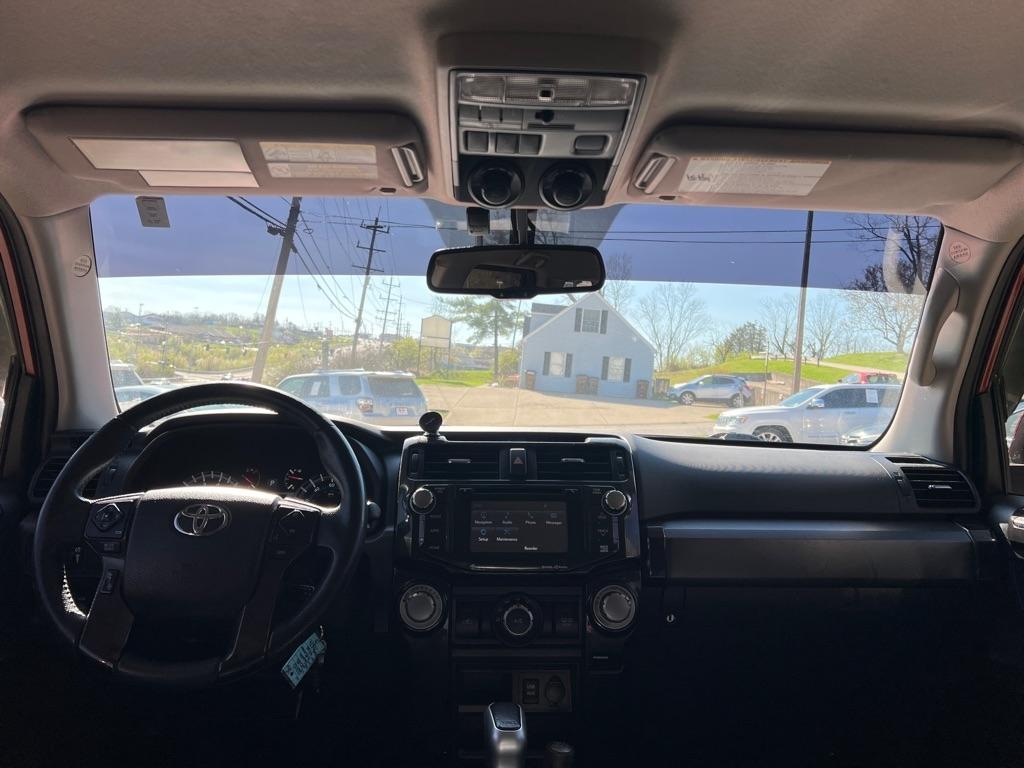 Toyota 4Runner TRD Offroad Premium 4D SUV 4WD V6 2018