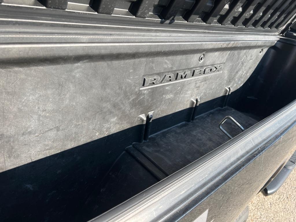 RAM 1500 Big Horn Crew Cab SWB 4WD 2019