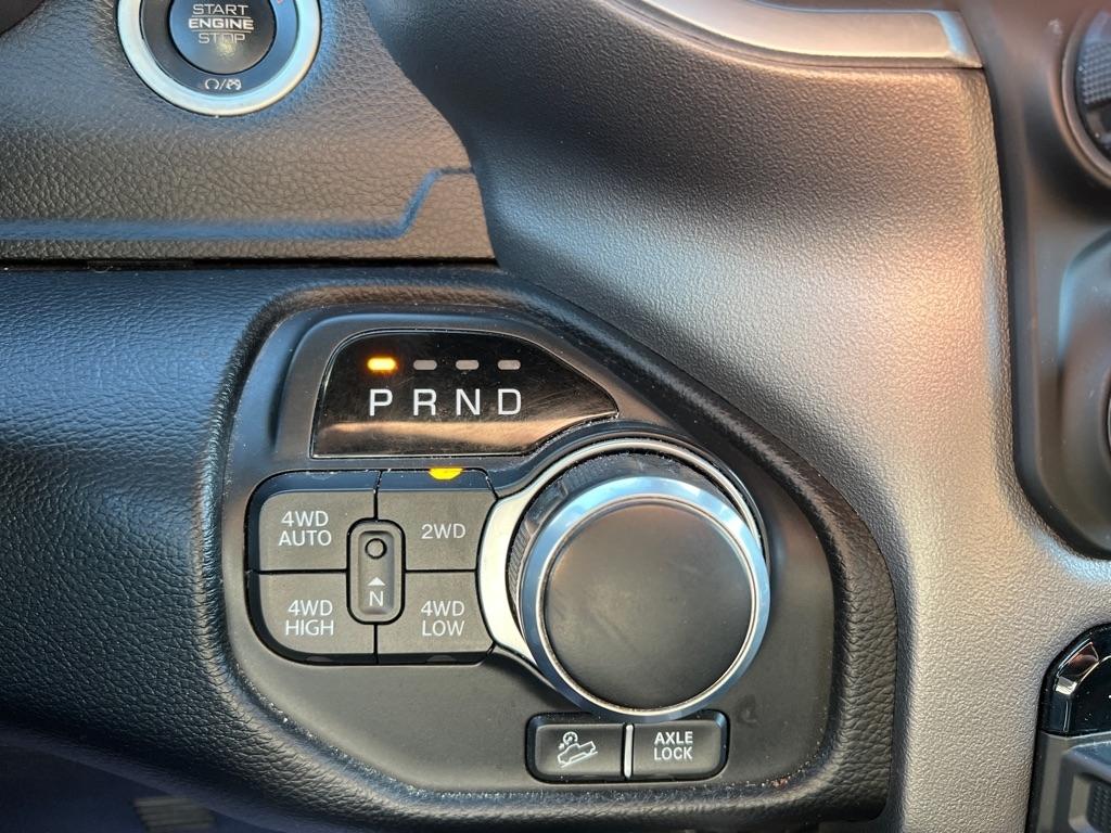 RAM 1500 Big Horn Crew Cab SWB 4WD 2019