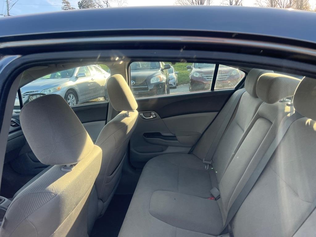 Honda Civic EX Sedan 5-Speed AT 2012