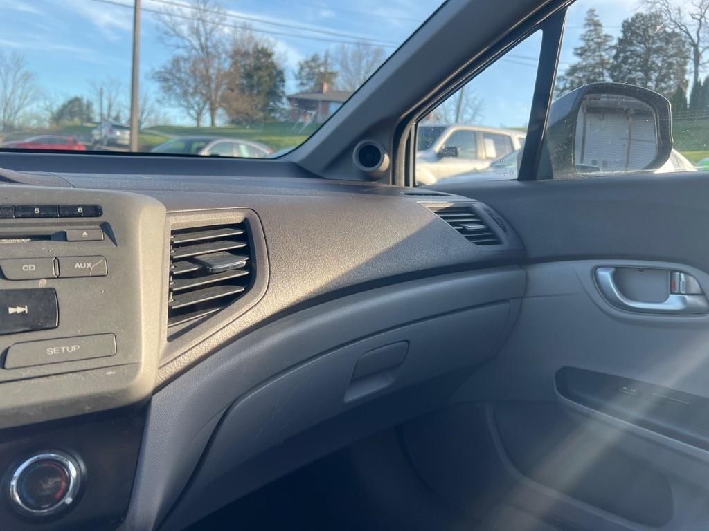 Honda Civic EX Sedan 5-Speed AT 2012