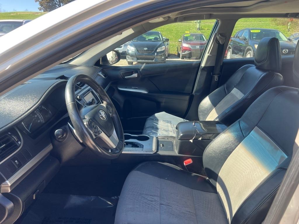 Toyota Camry SE 2012