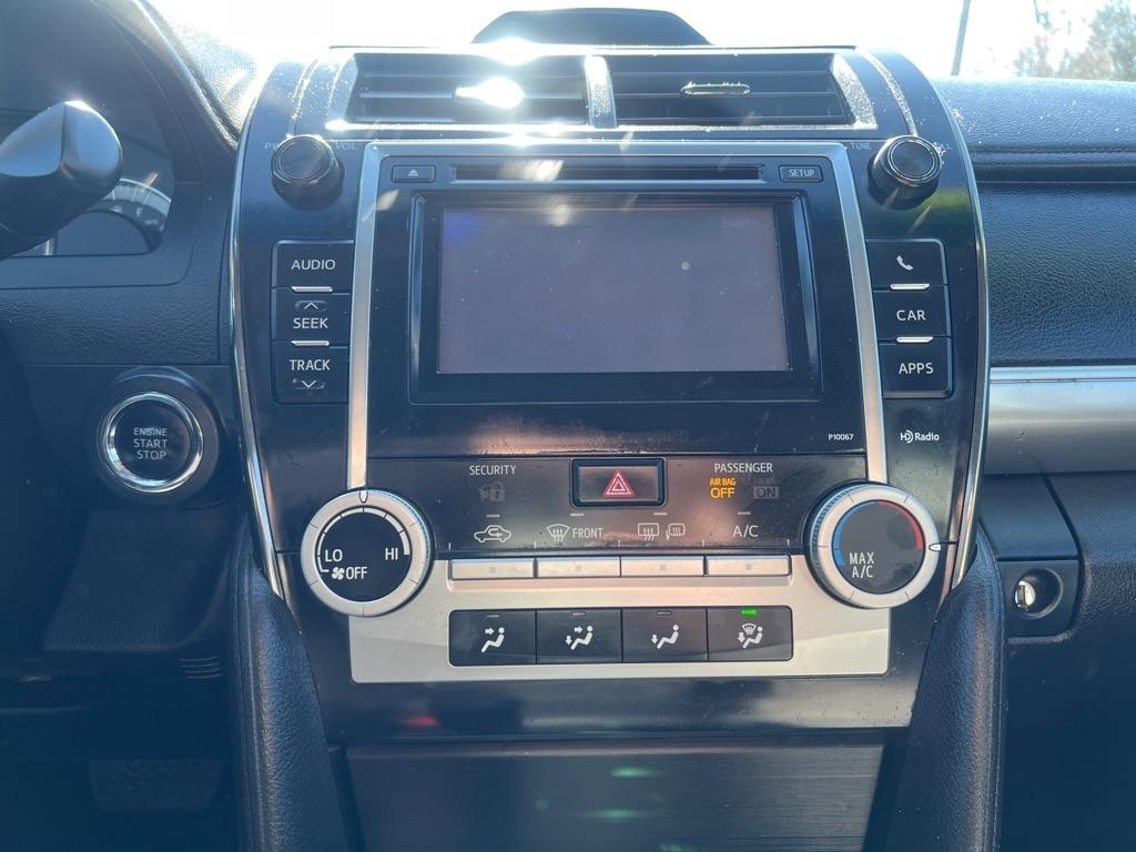 Toyota Camry SE 2012