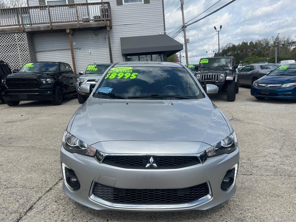 Mitsubishi Lancer ES 2.0 FWD CVT 2017