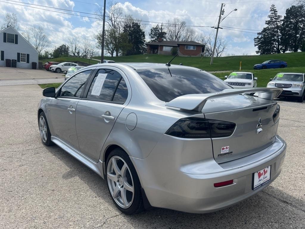 Mitsubishi Lancer ES 2.0 FWD CVT 2017