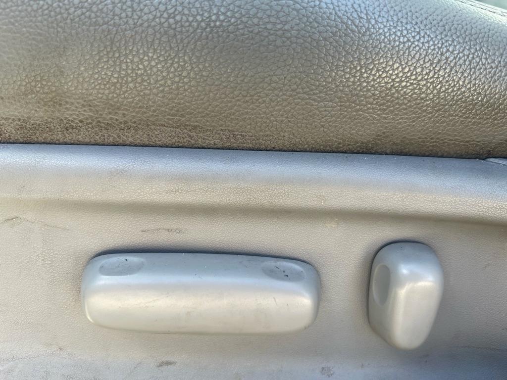 Toyota Camry LE 6-Spd AT 2010