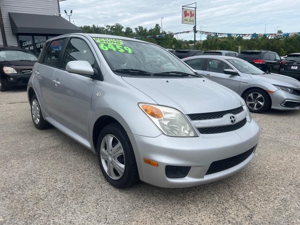 Scion xA Hatchback 2006