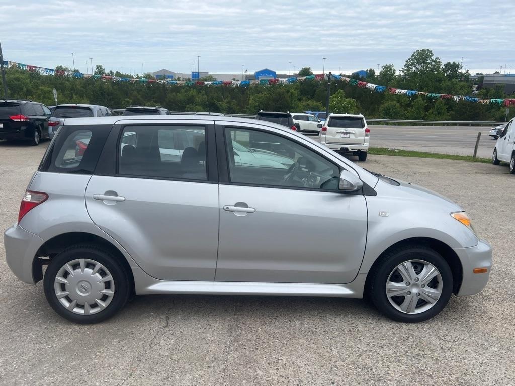 Scion xA Hatchback 2006