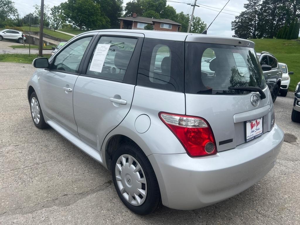 Scion xA Hatchback 2006