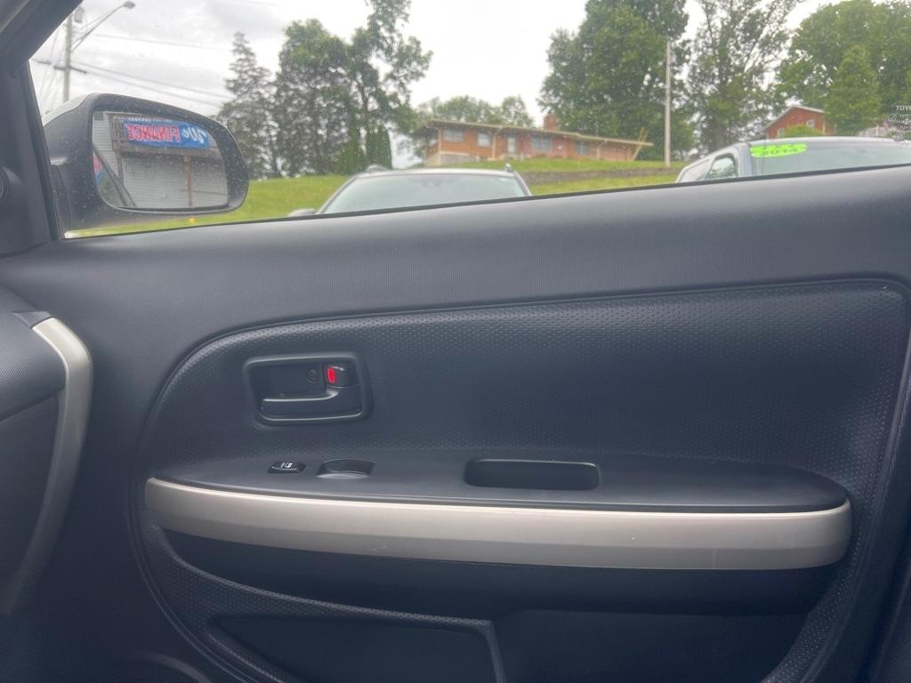 Scion xA Hatchback 2006