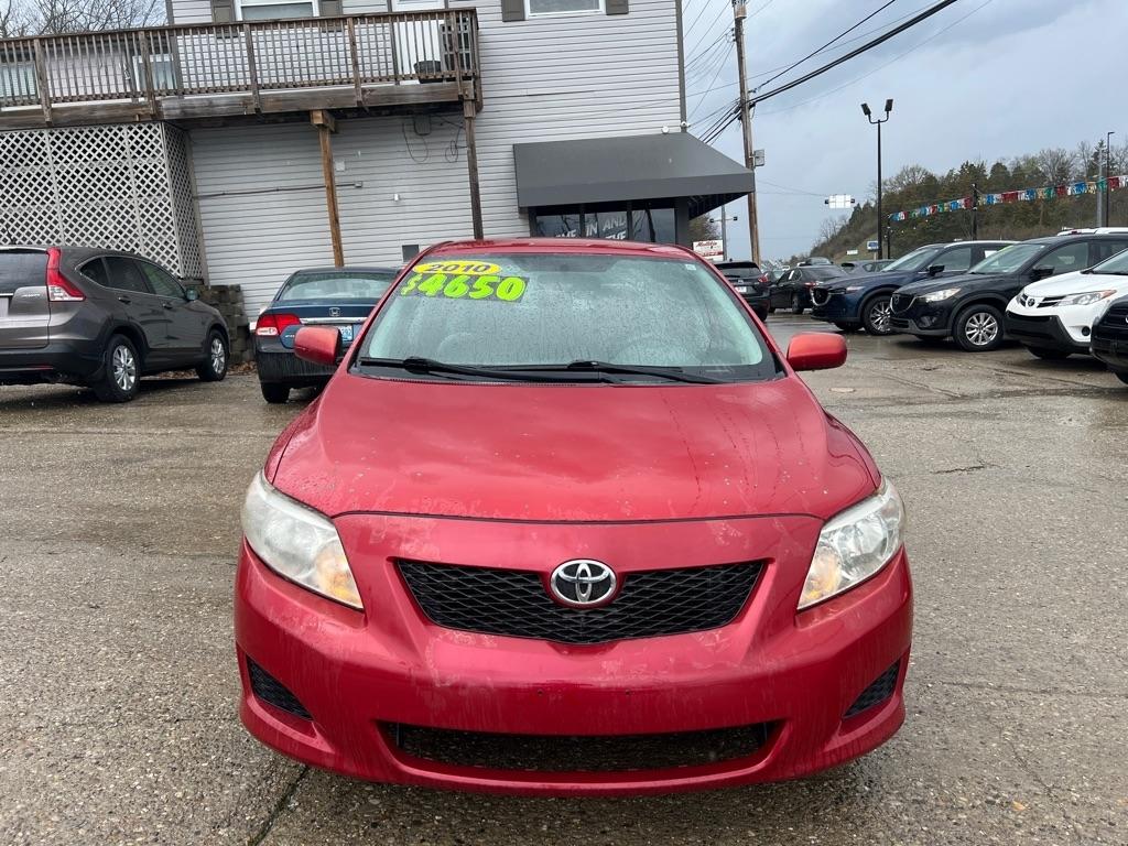 Toyota Corolla Base 5-Speed MT 2010