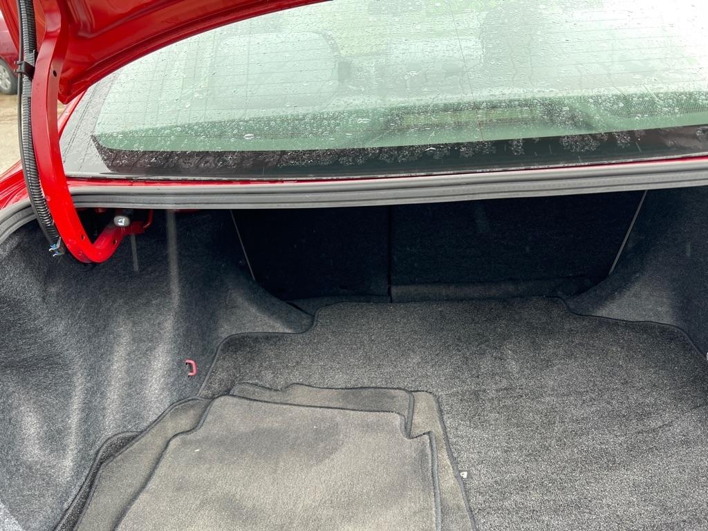 Toyota Corolla Base 5-Speed MT 2010