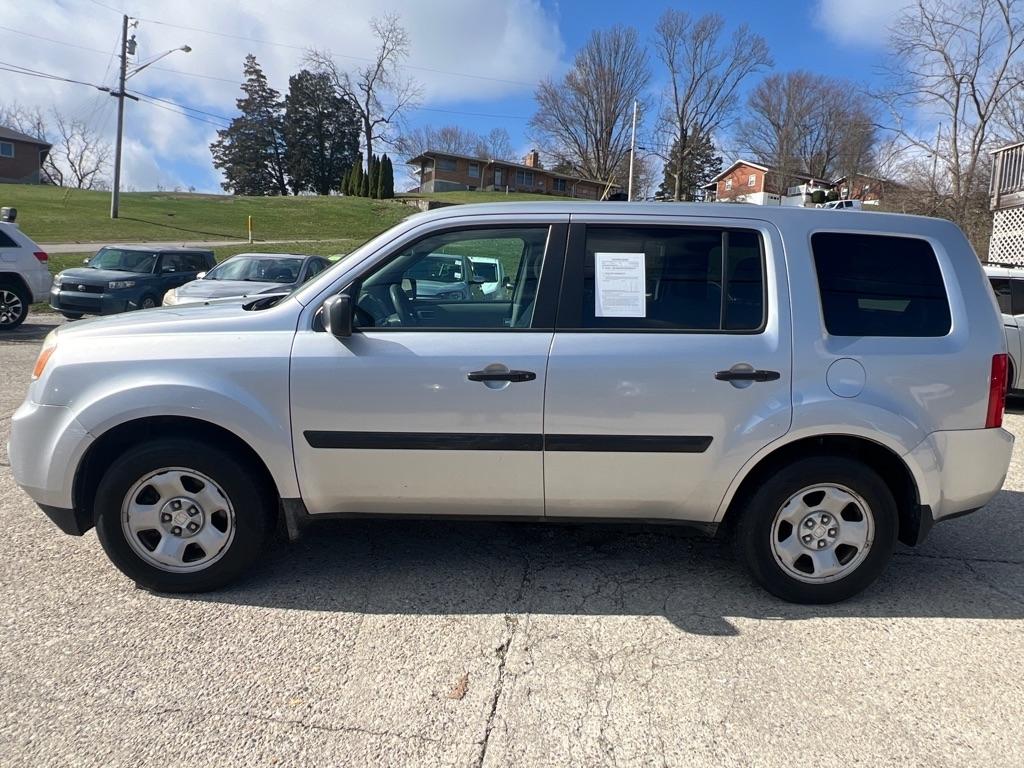 Honda Pilot LX 2WD 5-Spd AT 2012
