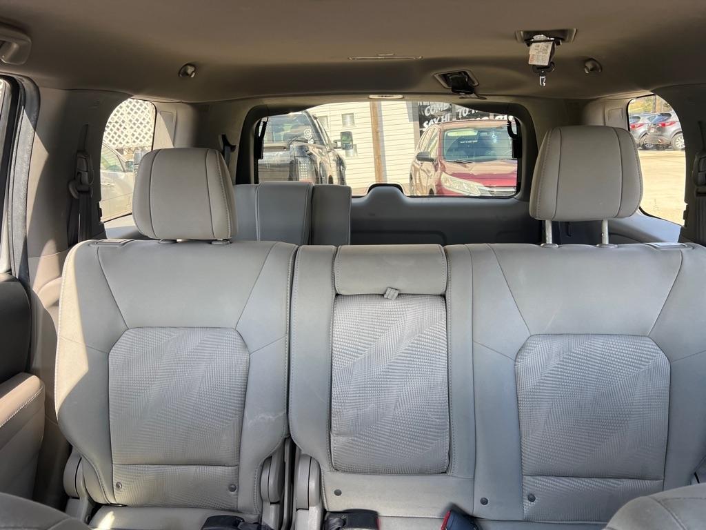 Honda Pilot LX 2WD 5-Spd AT 2012