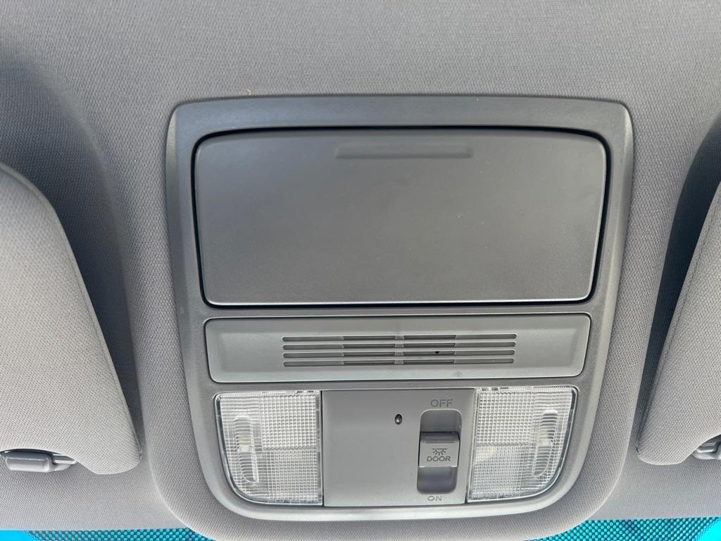 Honda Pilot LX 2WD 5-Spd AT 2012