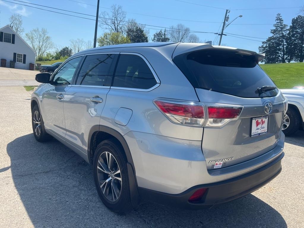 Toyota Highlander XLE AWD V6 2016