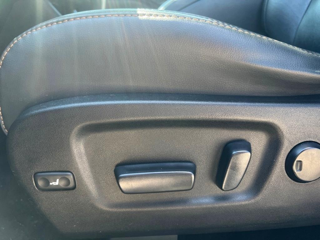 Toyota Highlander XLE AWD V6 2016