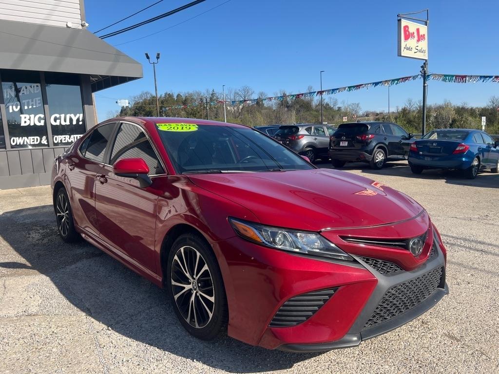 Toyota Camry L 2019