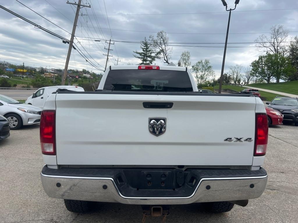 RAM 2500 Tradesman Crew Cab SWB 4WD 2016