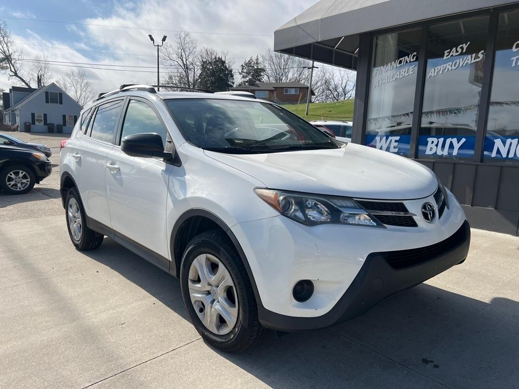 Toyota RAV4 LE AWD 2015