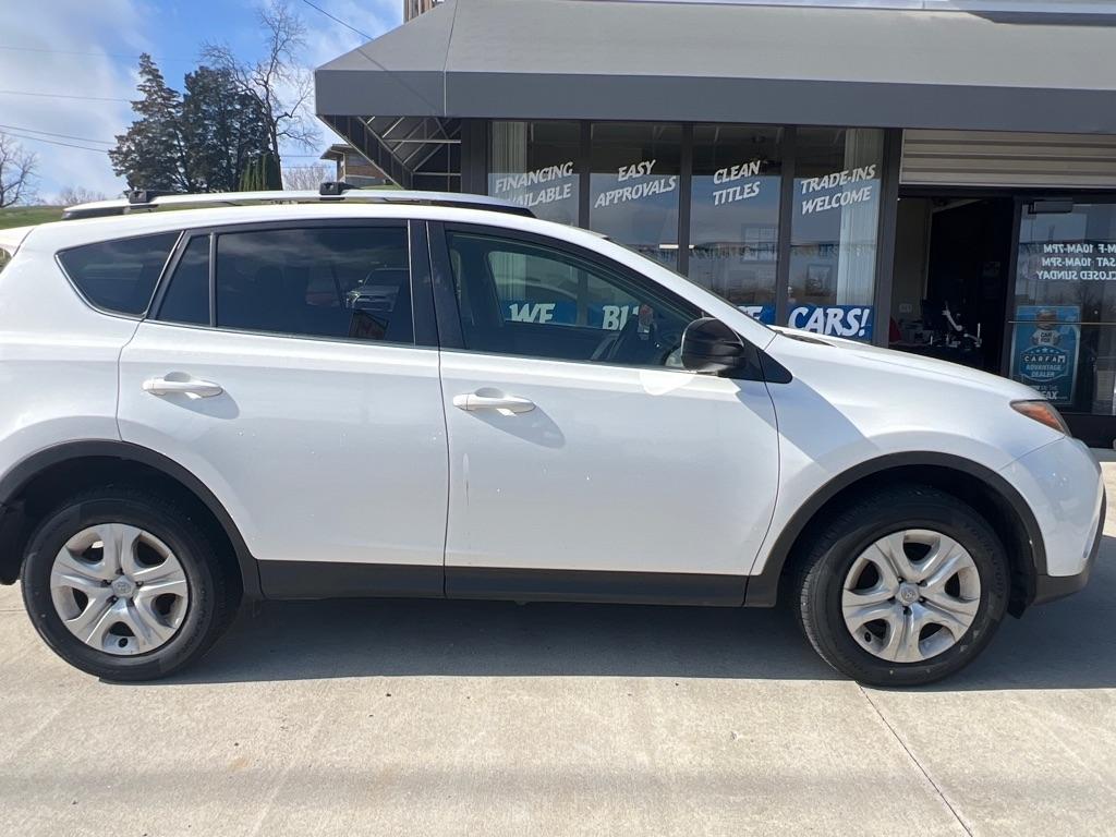 Toyota RAV4 LE AWD 2015