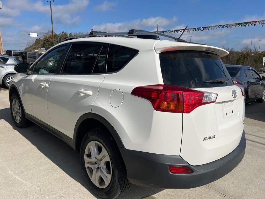 Toyota RAV4 LE AWD 2015